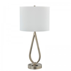 Sleep bureaulamp met antieke zilveren afwerking, een bureaulamp met een handige uitlaat en een USB -poort